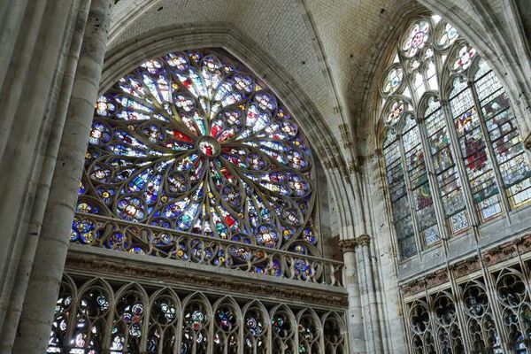 Rose du transept sud de l'église Saint-Ouen de Rouen

