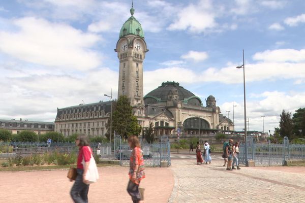 La gare de Limoges, emblème de la ville, se dévoile aux visiteurs tout l'été