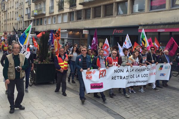 le 17 mai à Caen