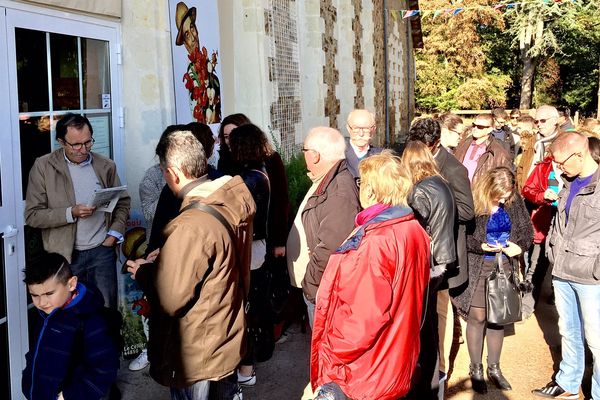 Les visiteurs se pressent pour les derniers jours du musée Louis de funès