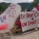 Une manifestation contre la tenue des JO dans les Alpes en 2030 a rassemblé une centaine de personnes à Albertville - 18 mai 2024