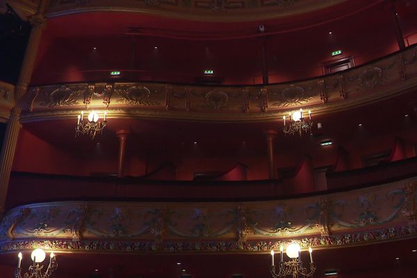 Le théâtre à l'italienne du Puy-en-Velay fête ses 130 ans.