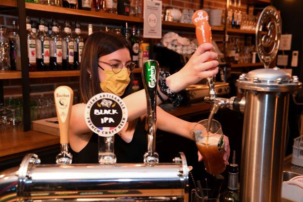 A compter du 16 juillet, les bars et épiceries de Clermont-Ferrand devront fermer à 1h, en raison d'une hausse de la délinquance.