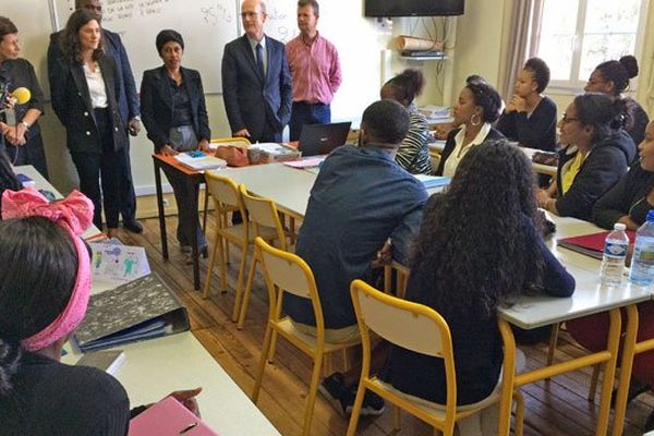 La ministre de l'outremer Ericka Bareigts avec les stagiaires de l'IFCASS à Dieppe