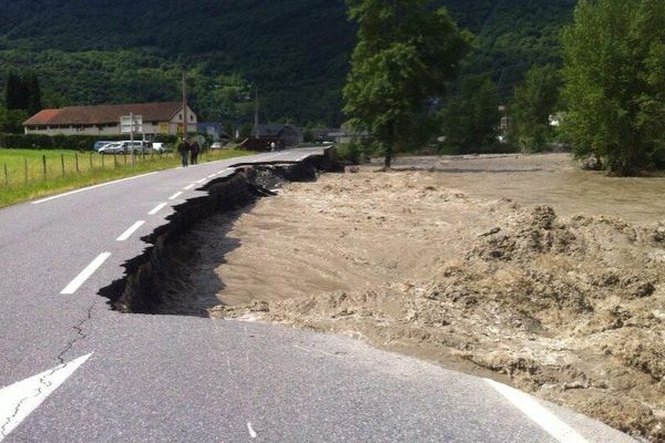 Route emportée à Villelongue (65)