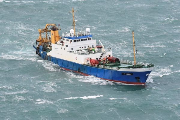 9 décembre 2018 : le chalutier Sandettie au large des côtes de Normandie, entre Le Havre et Barfleur