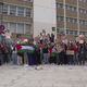 Les élèves de plusieurs lycées se sont rassemblés devant l'établissement Léonard Limosin, le 31 mai 2024, à Limoges.