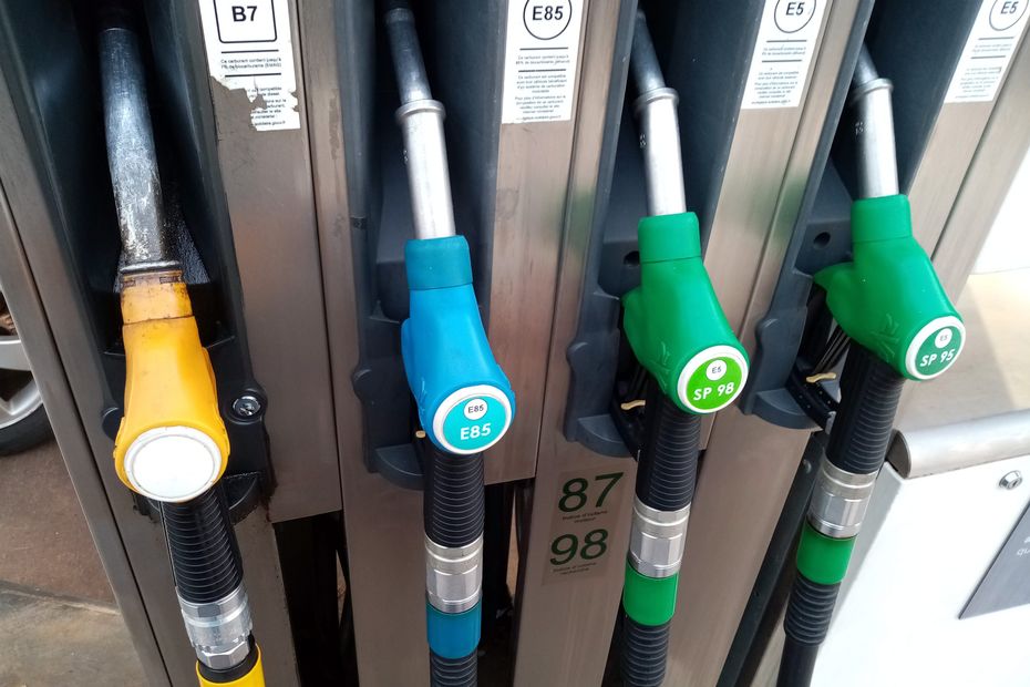 CARTE MISE À JOUR. Prix De L'essence Et Du Gasoil : Où Trouver Le ...