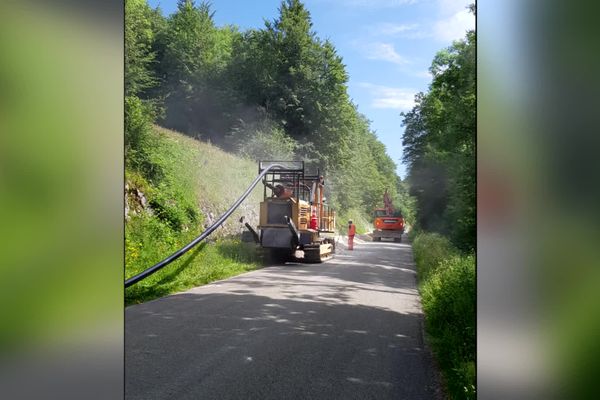 Les travaux de raccordement ont coûté 500 000 euros aux deux communes de Hauterive-la-Fresse et Les Alliés.