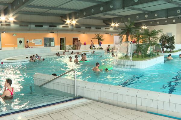 L'eau des bassins a regagné 1 degré au centre aquatique d'Aurillac, le dimanche 11 février 2024.