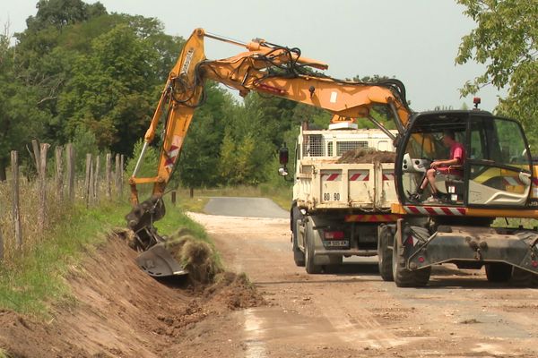 Début de travaux à très petits pas pour la démolition du chantier de déviation