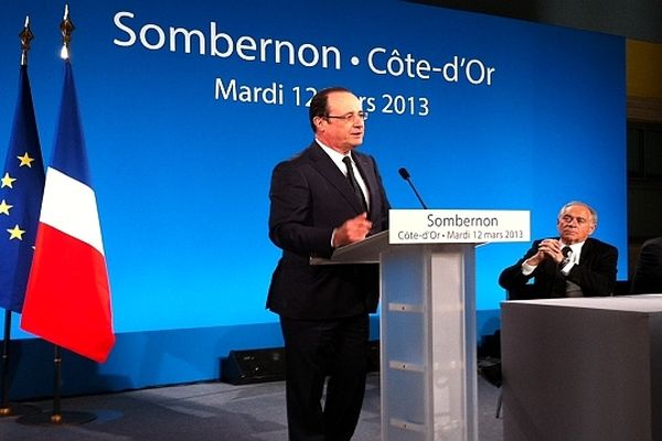 Le président de la République a prononcé un discours adressé aux élus ruraux, en direct de Sombernon