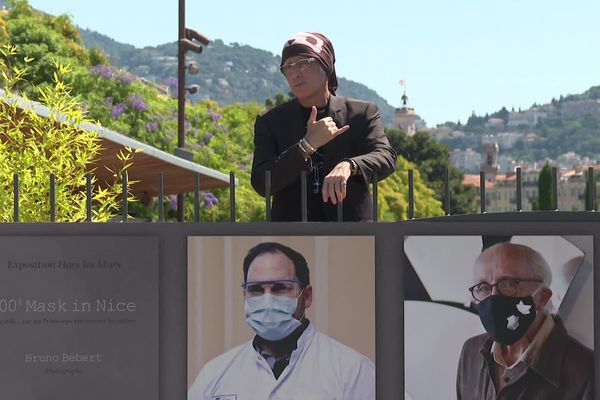 Bruno Bébert et ses portraits, à découvrir promenade du Paillon à Nice.