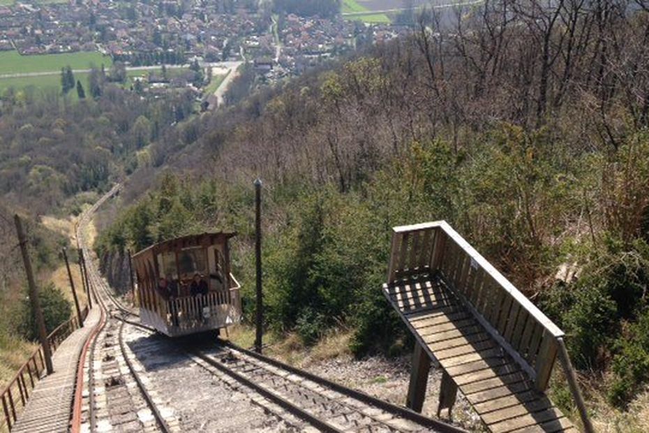 Office Du Tourisme Saint Hilaire Du Touvet En Isère, le spectaculaire funiculaire de Saint-Hilaire-du-Touvet