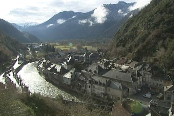 Saint-Béat, petite commune de Haute-Garonne durement touchée par les inondations de juin dernier