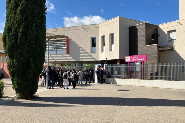 Les faits se sont produits mardi 2 avril, vers 16 heures, à la sortie du collège Arthur-Rimbaud à Montpellier.