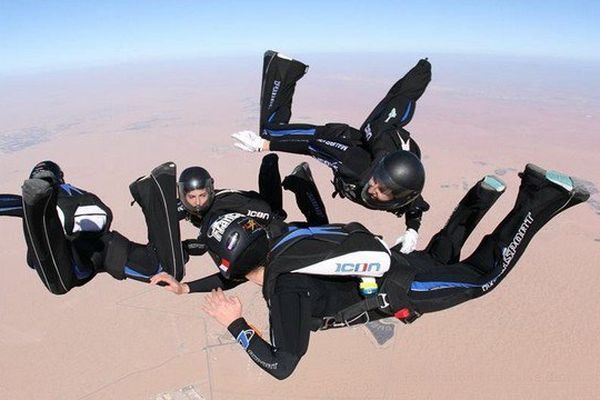 L'équipe de France de VR4 féminin en entraînement à Dubaï - fev. 2015 