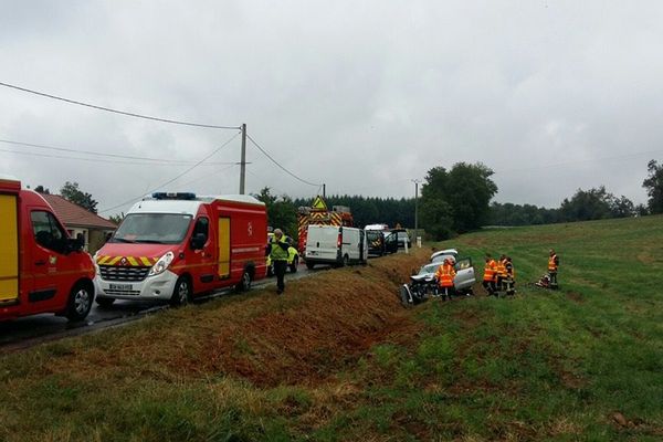 La passagère de la voiture a été héliportée au CHU en état d'urgence absolue