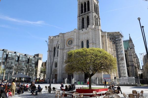 Il y a un mois, la Basilique Saint-Denis avait été vandalisée.