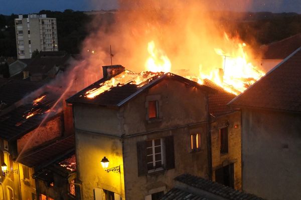 Incendie Joinville (03/08/2013)