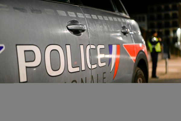 Des tirs ont retenti dans la nuit du samedi au dimanche 15 octobre quartier Celleneuve à Montpellier. Les policiers appelés par un épicier qui venait d'être agressé ont essuyé plusieurs coups de feu. Un homme a été blessé.