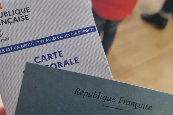 Les électeurs se sont peu mobilisés pour le 2nd tour des élections présidentielles dans le Cantal, à 17 heures.