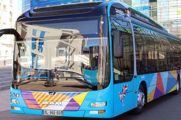 Un bus du réseau Sankéo à Perpignan - archives