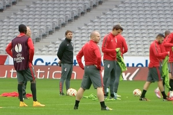 LOSC : entraînement au Stade Pierre Mauroy avant la réception d'Everton