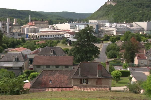 Pour un emploi perdu à la papeterie, ce sont trois emplois qui pourraient disparaître en Dordogne.