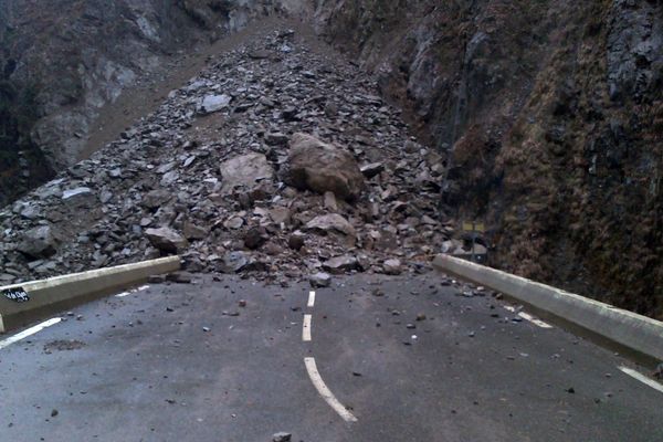 Éboulement gorges de l'Arly en début d'année