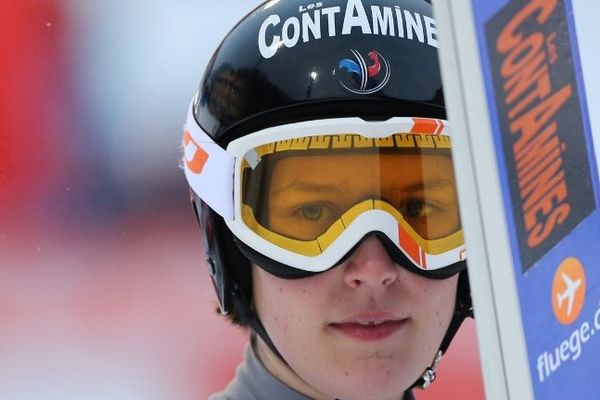 Coline Mattel, championne de France 2014 en saut à ski féminin