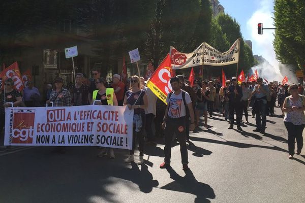 Le cortège syndical à Rennes ce 19 avril