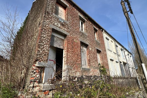 Un corps a été retrouvé par des enfants dans cette maison abandonnée d'Hautmont.