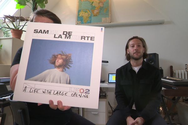 Adrien Leprêtre, aka Samba De La Muerte, a reçu l'équipe de Là Où Ca Bouge dans son studio caennais avant la sortie de son deuxième album