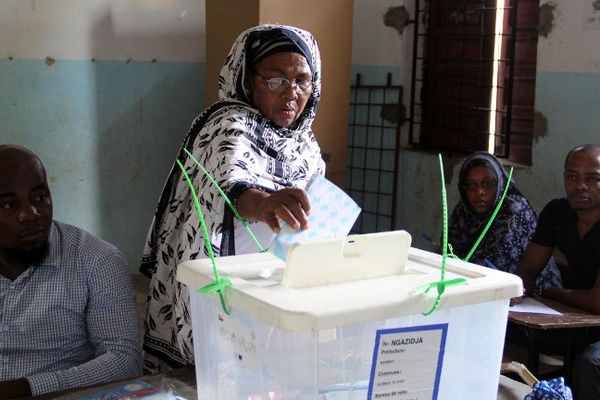 Les électeurs de Grande-Comores qui sont appelé à choisir entre les 25 candidats à la Présientielle