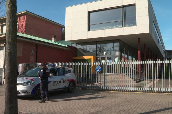 Le lycée Kléber, à Strasbourg, a été évacué ce lundi 25 mars.