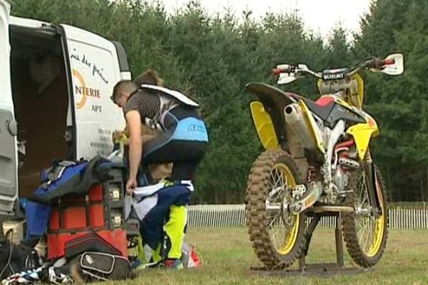 Sur 15 participants, seuls 4 jeunes enduristes ont été sélectionnés. Seront-ils vraiment les futurs champions de l'enduro français ? Réponse à partir de 2015.