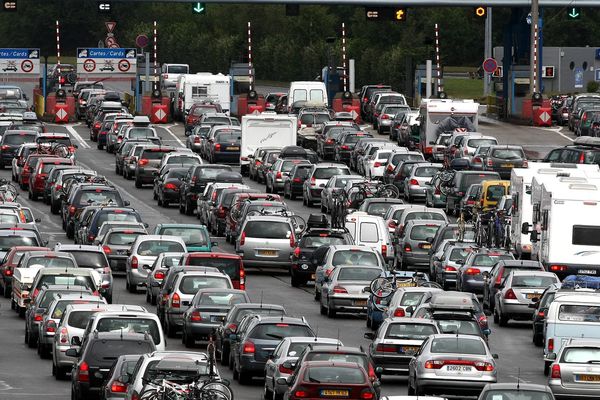 Un week-end noir prévu sur les routes pour le traditionnel chassé-croisé de l'été