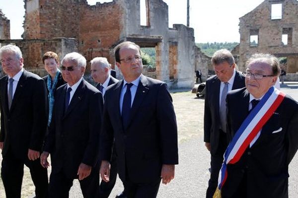 Raymond Furgier (à droite) avait accueilli au printemps 2013 les deux présidents, François Hollande et Joachim Gauck pour le 50ème anniversaire du traité de l'Elysée, destiné à sceller la réconciliation entre la France et l'Allemagne. 