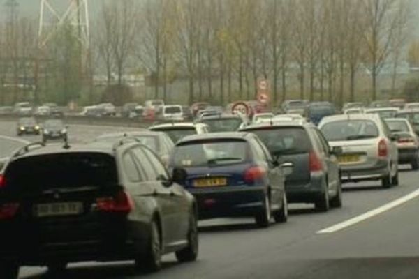 Indice 9 de pollution atmosphérique sur Chartres et Dreux. 