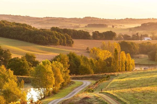 Paysage vallonné du Gers