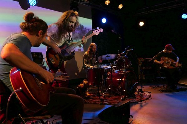 Le groupe dijonnais La Ruche dans l'émission #studio3.