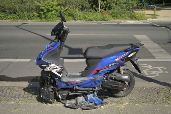 L'accident implique un scooter et un véhicule léger dans le quartier Bellefontaine à Toulouse (Haute-Garonne).