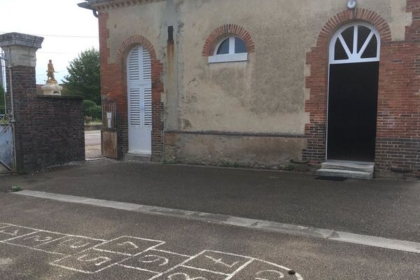 L'école de Chessy-les-Prés a fermé en juin dernier 