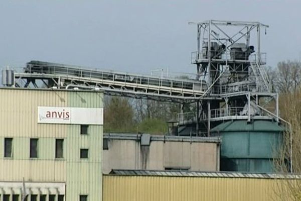 Le 1er avril dernier, la Direction du groupe Tokai Rubber Industries a annoncé la suppression de 220 emplois sur 445 sur le site d'Anvis de Decize.