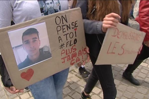 Ce mardi, environ 150 personnes ont participé à une marche blanche à Dreux en mémoire de Florian, mort accidentellement dans le sanatorium désaffecté de l'ancien hôpital