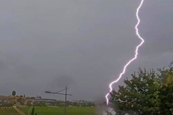 Saint-Aunès (Hérault) - orage, foudre et fortes pluies ont touché la métropole de Montpellier, vers 16h - 15 août 2024.