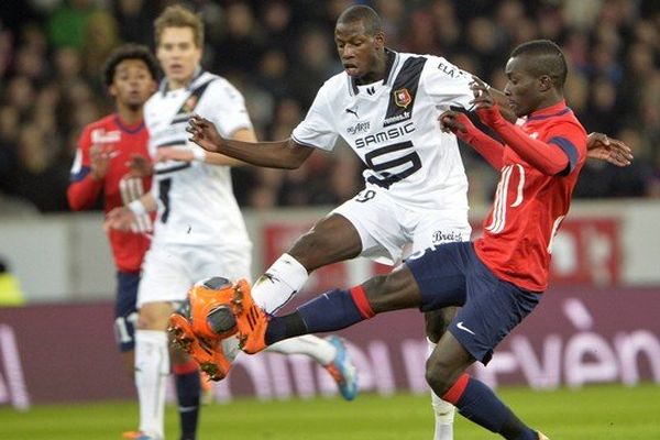 Après un premier but lillois de Kalou, le Rennais Doucouré égalise à la 41e minute