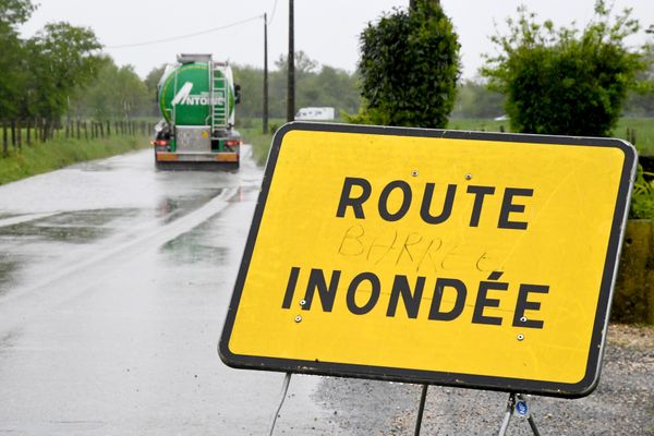 Illustration. Plusieurs routes ont été coupées dans le département de l'Isère après d'importantes pluies ce mardi 8 octobre.