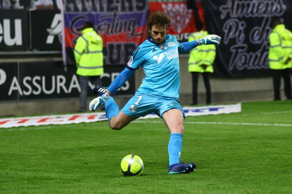 Régis Gurtner, le gardien amiénois, face à Strasbourg le 21 avril 2018.